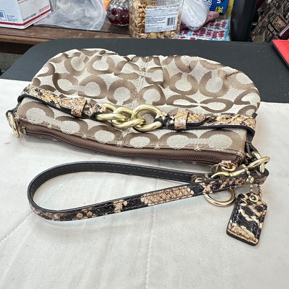 Coach Mini Handbag/Wristlet. Tan & Python. Signature “C’s” design. Convertible. - Picture 3 of 14